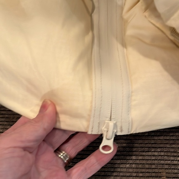 H&M Puffy Jacket 🧥 - Picture 7 of 10